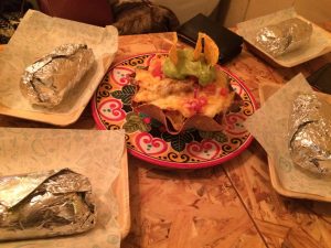 Burritos y nachos cherry /Laura Camacho