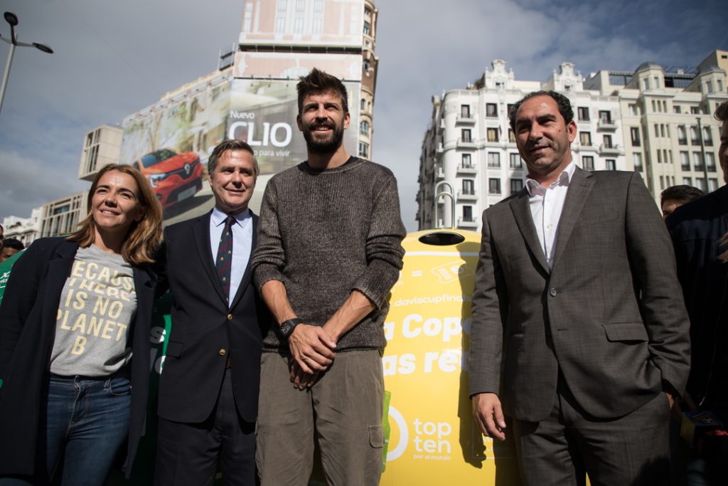 Gerard Piqué presentó su campaña de reciclaje en la Plaza de Callao de Madrid.