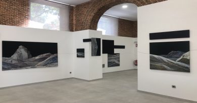 Exposición de pintura Negro Cielo en el Centro Cultural Galileo