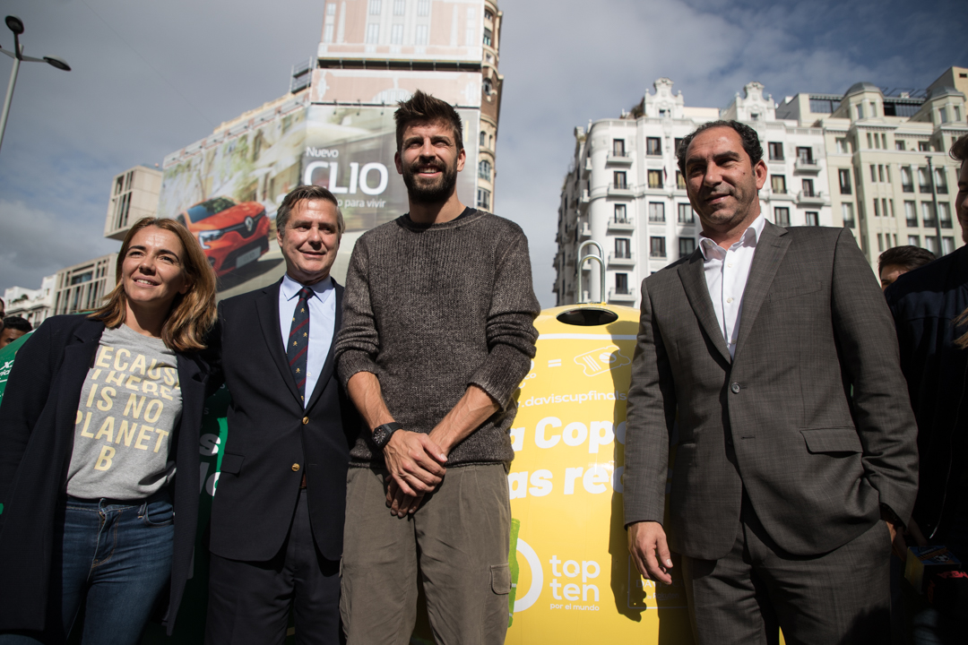 Gerard Piqué presenta su campaña en la Plaza de Callao en Madrid.